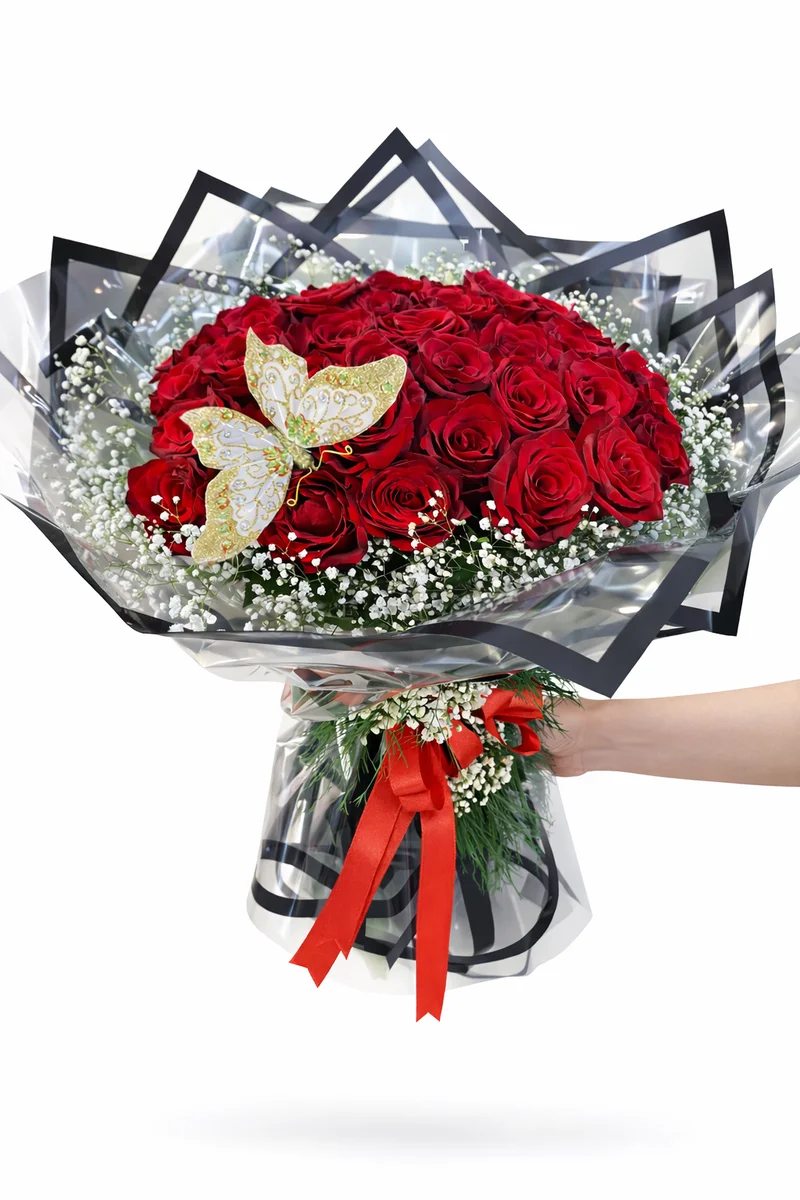 Kelebek Temalı Gösterişli Kırmızı Gül Buketi - Görsel 1
